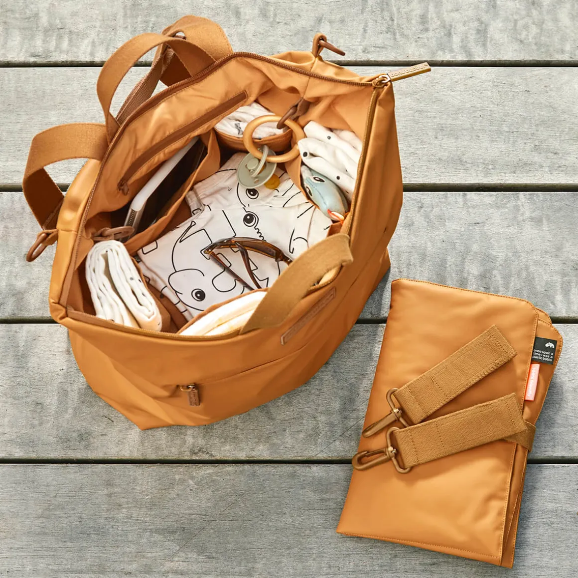 Changing backpack - Mustard