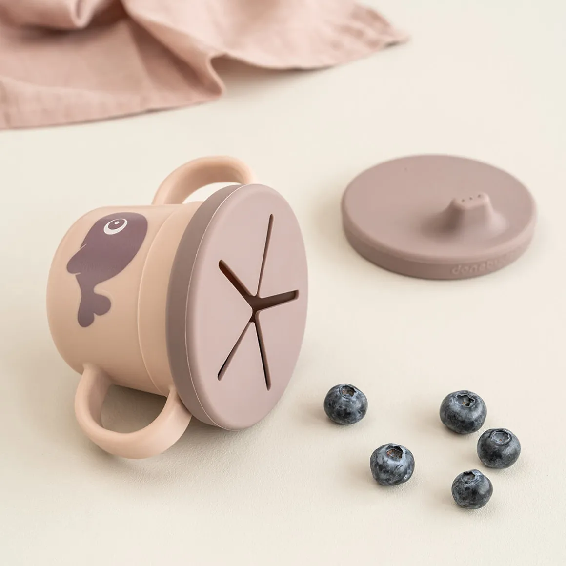 Foodie spout/snack cup - Wally - Powder
