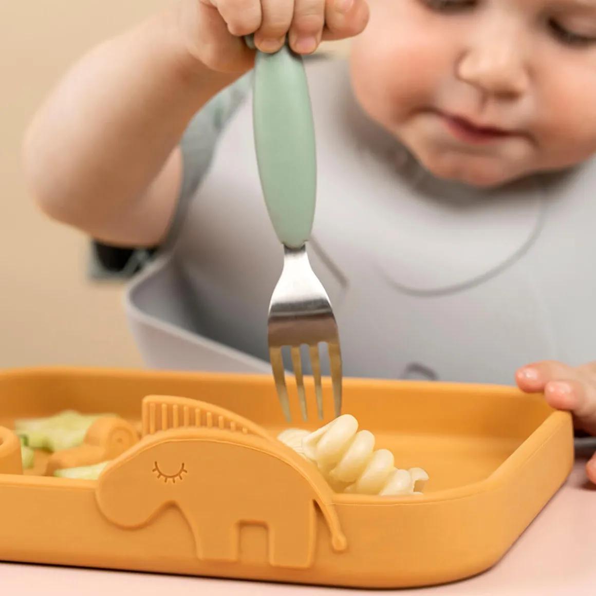 Peekaboo compartment plate - Deer friends - Mustard