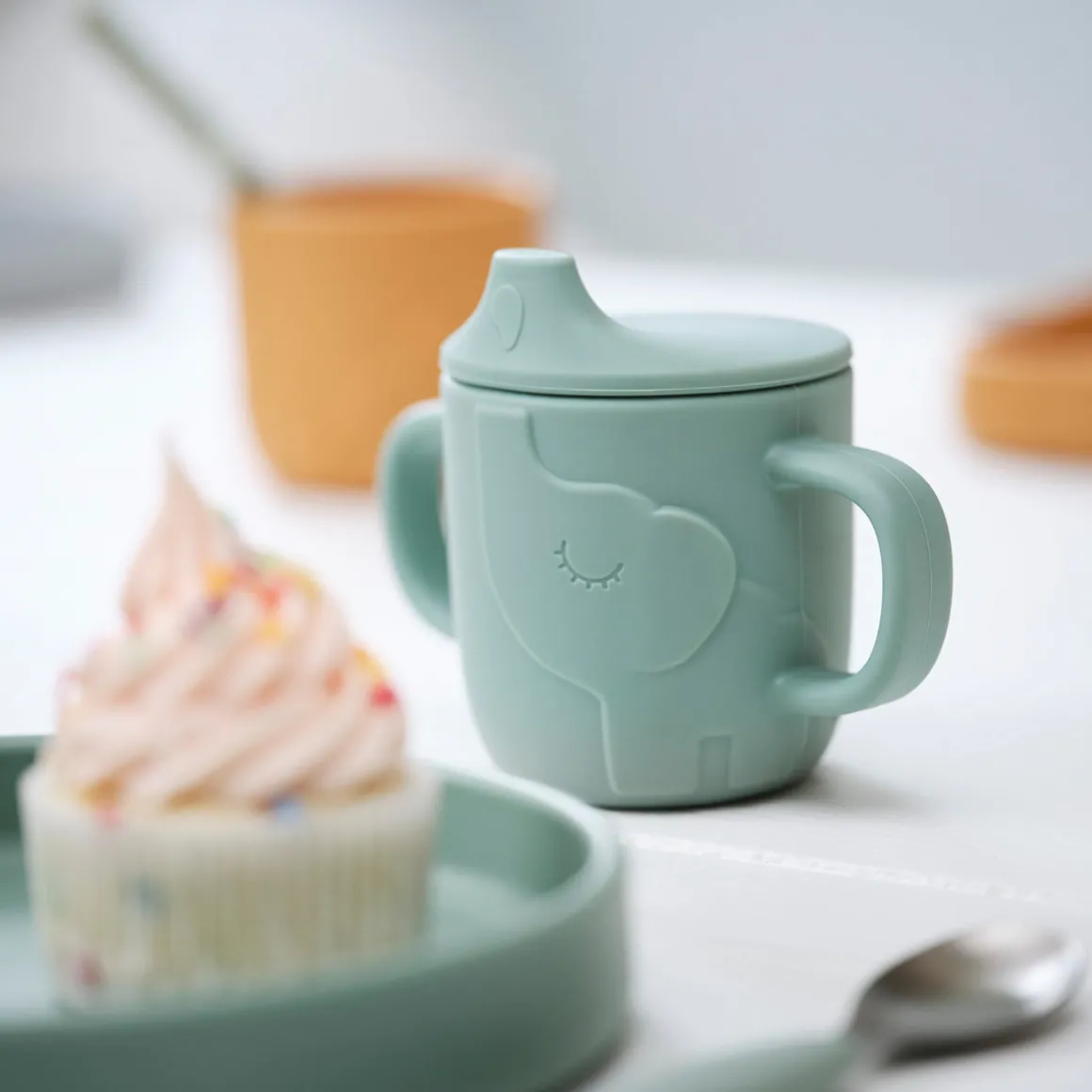 Peekaboo spout cup - Elphee - Powder
