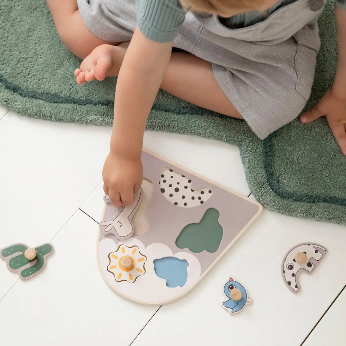 Peg puzzle - Lalee - Sand