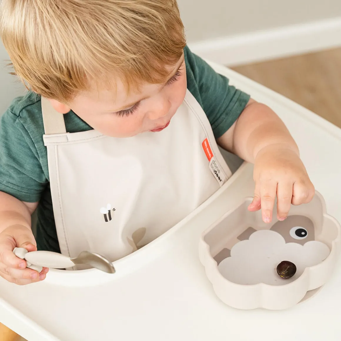 Pull-over bib - Tiny farm - Sand