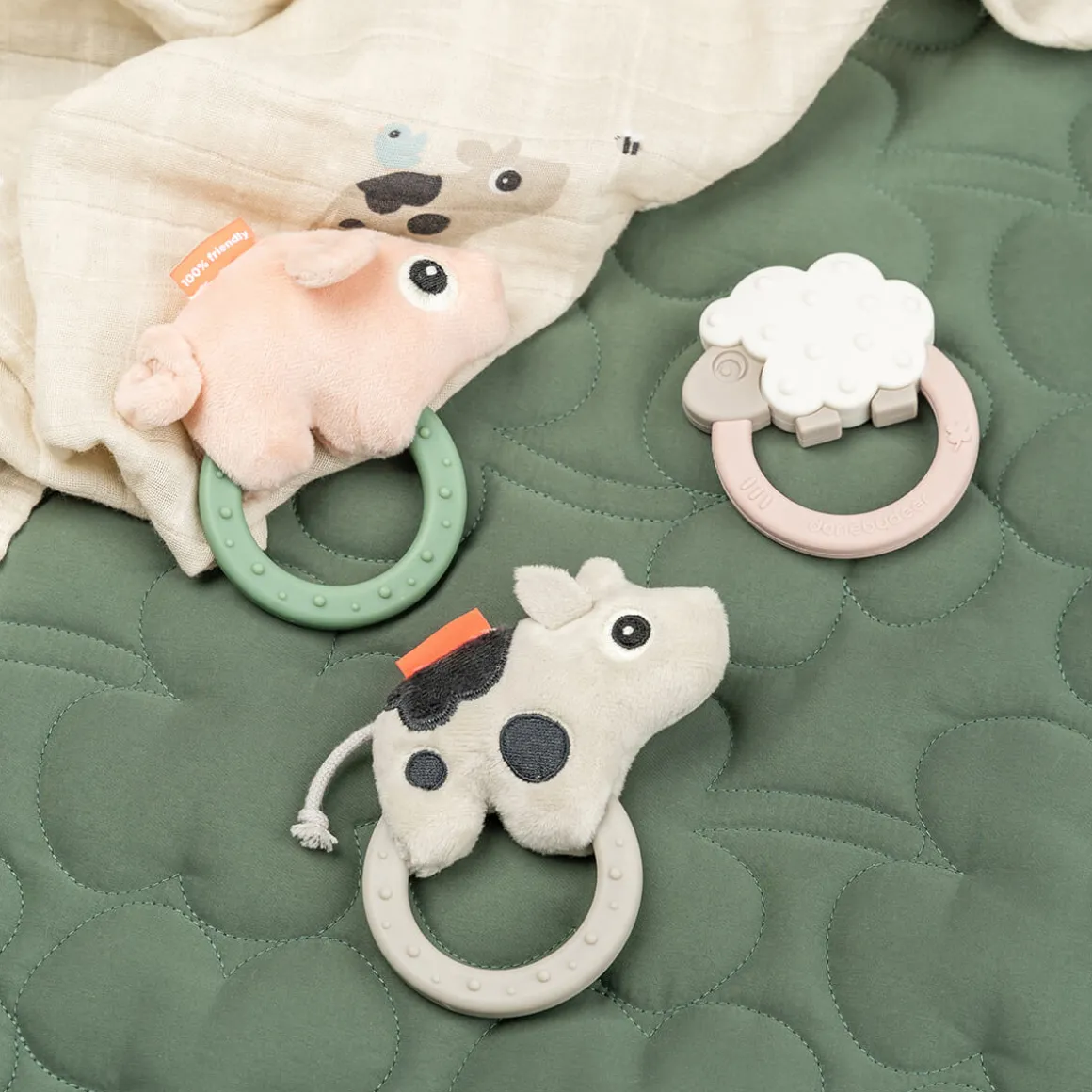 Sensory rattle w/teether - Dotti - Sand