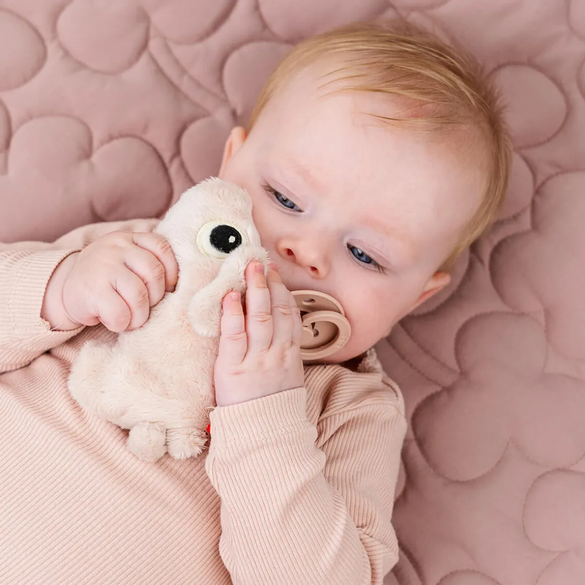 Tiny sensory rattle - Pigee - Powder