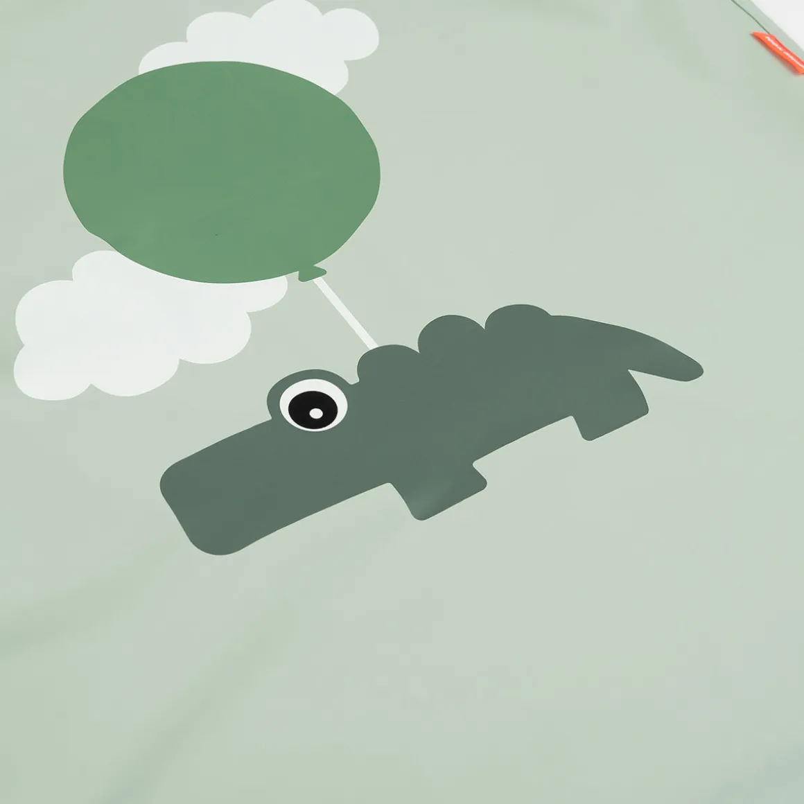 Waterproof kids apron - Happy clouds - Green